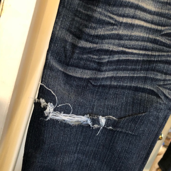 VIP Jeans distressed 👖 - Picture 4 of 5